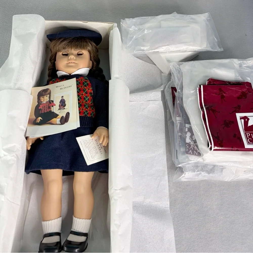 AMERICAN GIRL PLEASANT COMPANY DOLL MOLLY MCINTIRE BOX 3 OUTFITS ACCESSORIES